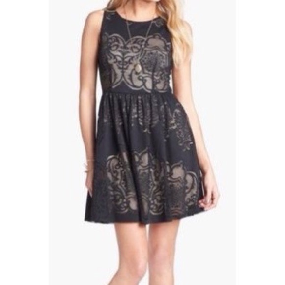Lush Black Layered Dress - Picture 1 of 10
